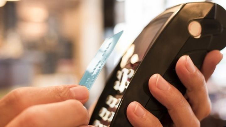 “Rəqəmsal maliyyə xidmətləri: müasir trendlər və çağırışlar”