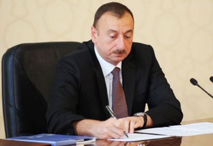 Prezidentdən Bakıdakı binalar ilə bağlı sərəncam  