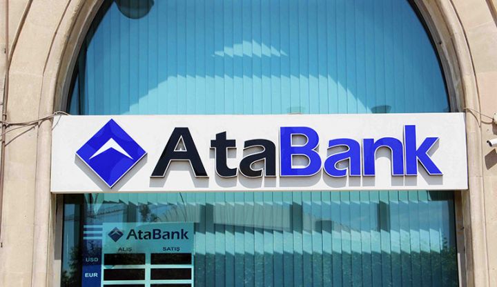 “Əlimdə müqavilə,  kitabça və qəbz var, əmanətimi ala bilmirəm"