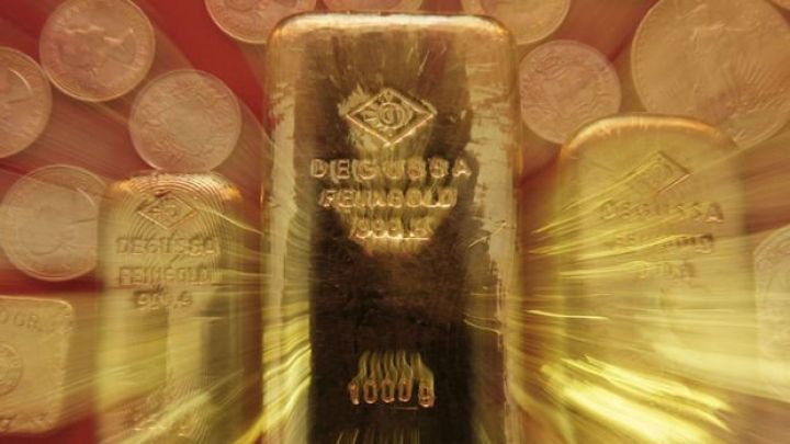 Qızılın qiyməti yenidən 1800 dolların üzərində!