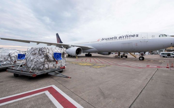 Bakıya uçmalı olan təyyarə texniki problemlə üzləşib