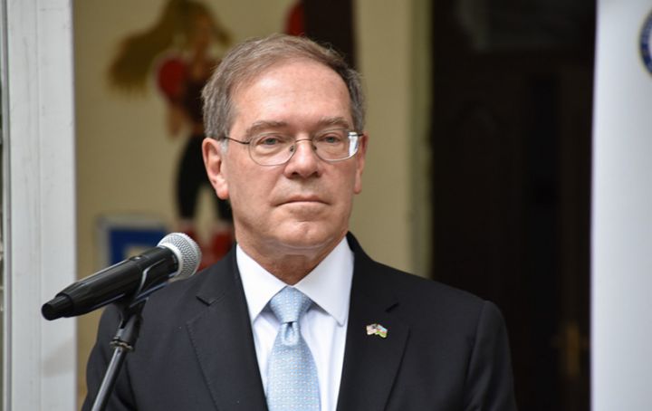 Səfir: “ABŞ şirkətləri azad olunmuş ərazilərdə fəaliyyət göstərir”