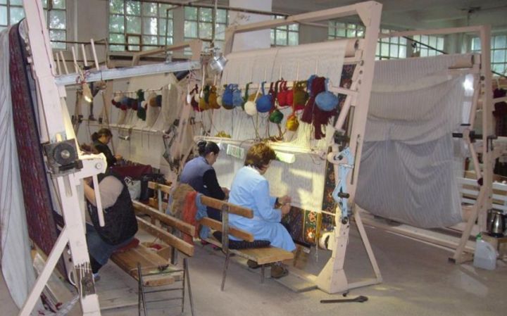 “Gəncə Xalça Kombinatı” özəlləşdirildi - QALİB ŞİRKƏT