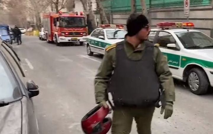 Azərbaycanın İrandakı səfirliyinə hücum edən şəxs saxlanılıb