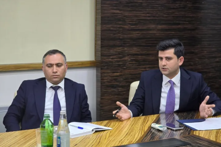 Dövlət Vergi Xidməti pivə istehsalçılarını topladı: bazarda gizli dövriyyə halları aşkarlanıb