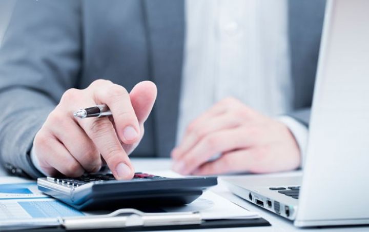 Bu bank şirkətlərə pulsuz xidmətlər təklif edir