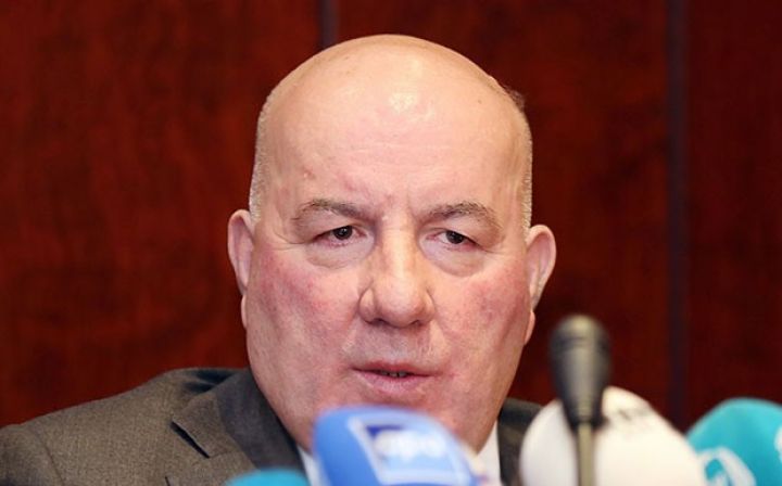 “Banklar bir-birlərinə etibar etmirlər”