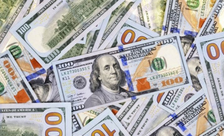 Banklara dollar satıldı - HƏRRAC