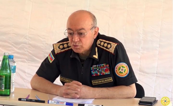 Kəmaləddin Heydərov xüsusi müşavirə keçirdi