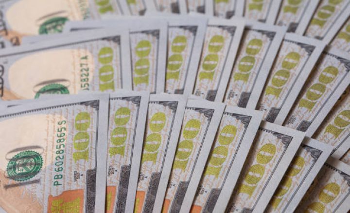 Azərbaycanın 24,5 milyard manat dövlət borcu olduğu açıqlandı