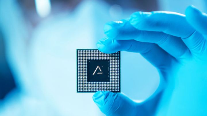 Çip sektoru 1 trilyon dollara doğru irəliləyir